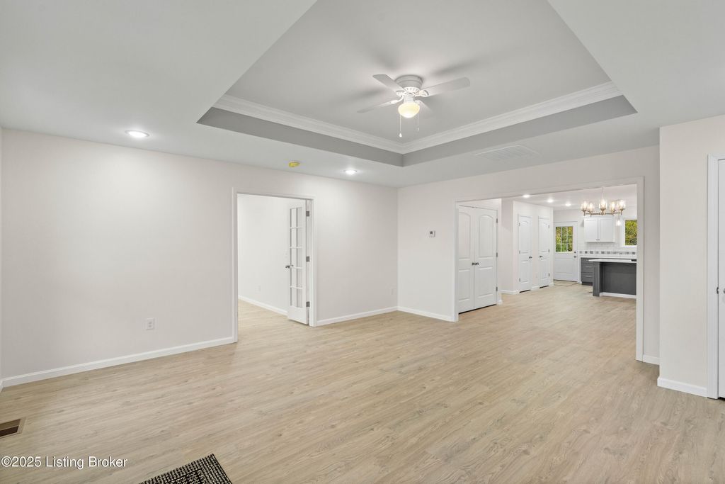 Photo of 3056 Barlows Brook Rd, Shelbyville, KY 40065 (MLS # 1710951)