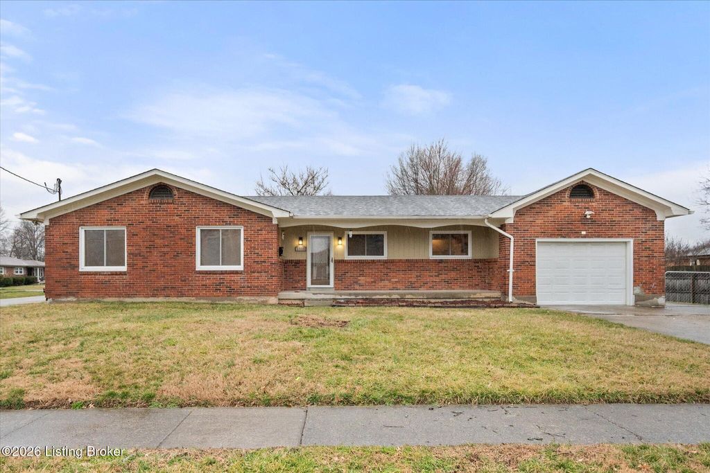 Photo of 3202 Tara Gale Dr, Louisville, KY 40216 (MLS # 1710653)