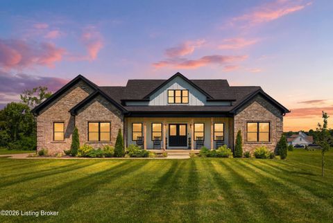 Photo of 449 South Stallard Dr, Shelbyville, KY 40065 (MLS # 1722246)