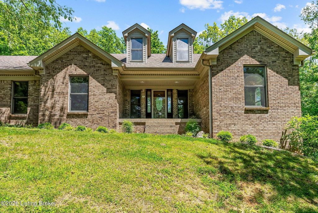 Photo of 1000 Rockbridge Rd, Shelbyville, KY 40065 (MLS # 1718036)
