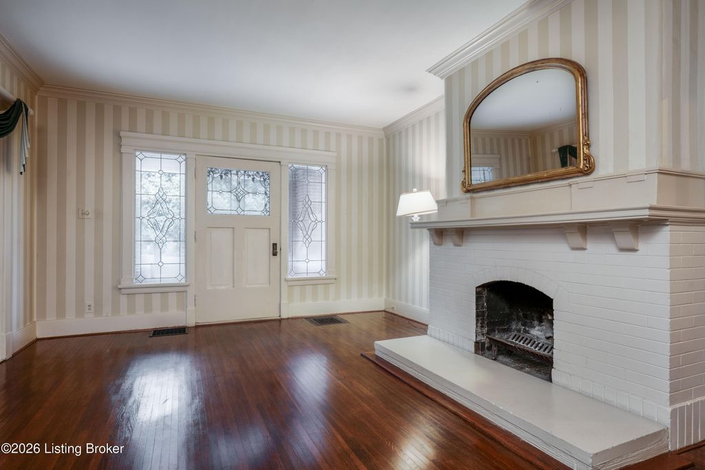 Photo of 3227 Robin Rd, Louisville, KY 40213 (MLS # 1724258)
