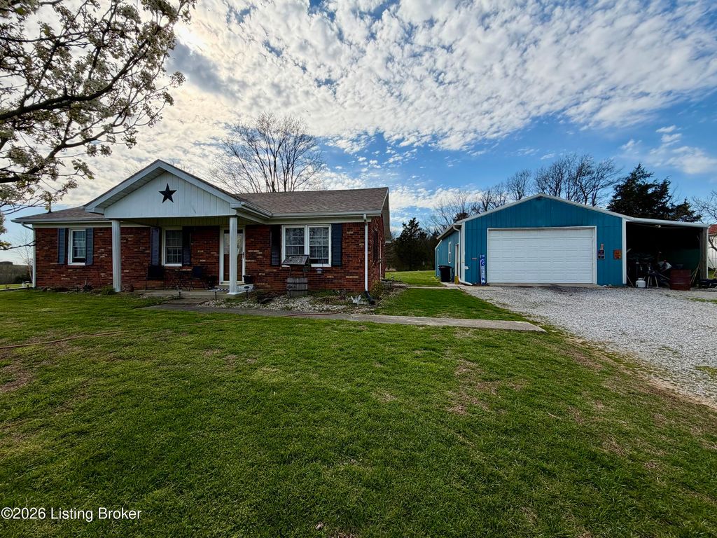 Photo of 895 McLain Rd, Springfield, KY 40069 (MLS # 1711926)