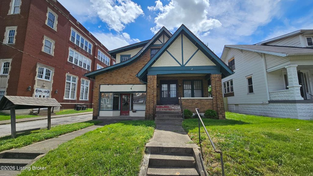 Photo of 3600-3602 W Market St, Louisville, KY 40212 (MLS # 1714665)