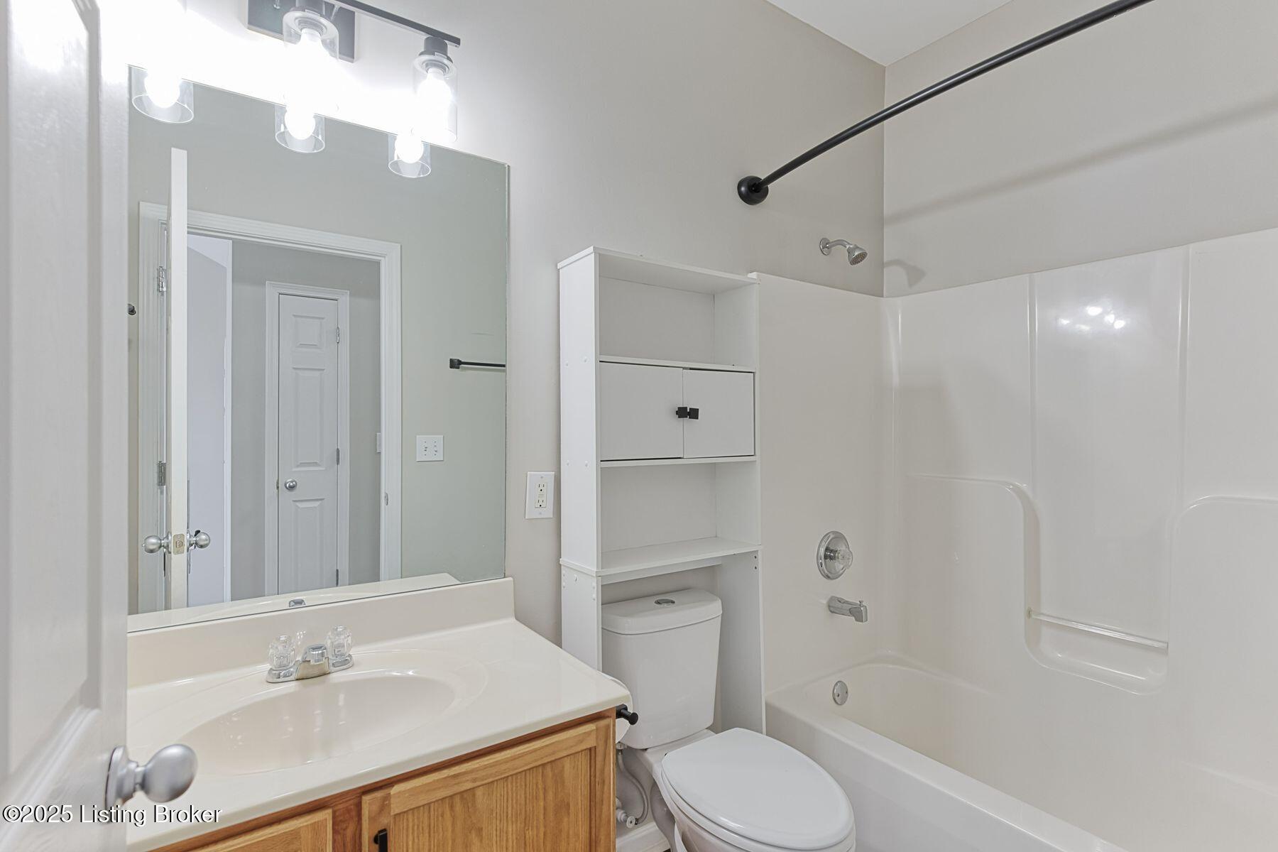 207 S Dorsey Ln, Louisville, Kentucky image 14