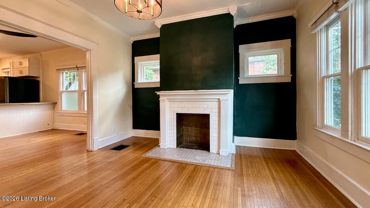 2213 Grinstead Dr