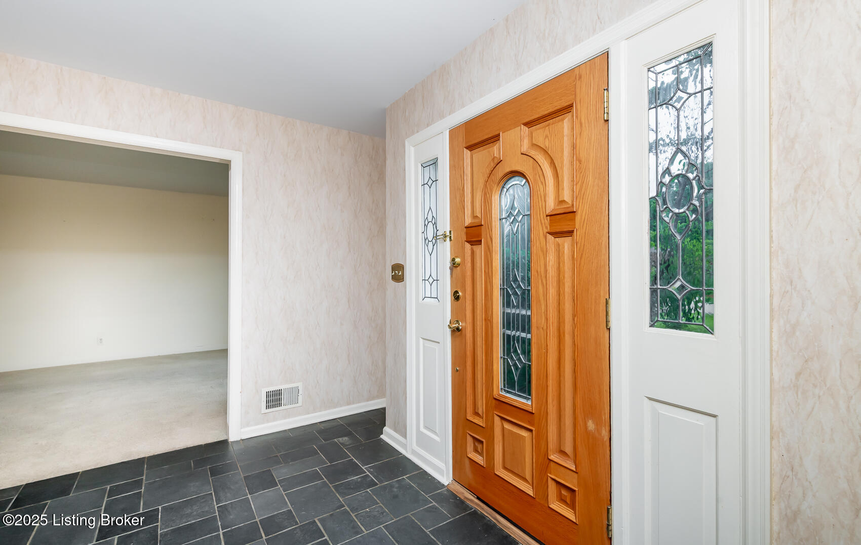 7212 Peppermill Ct, Louisville, Kentucky image 9