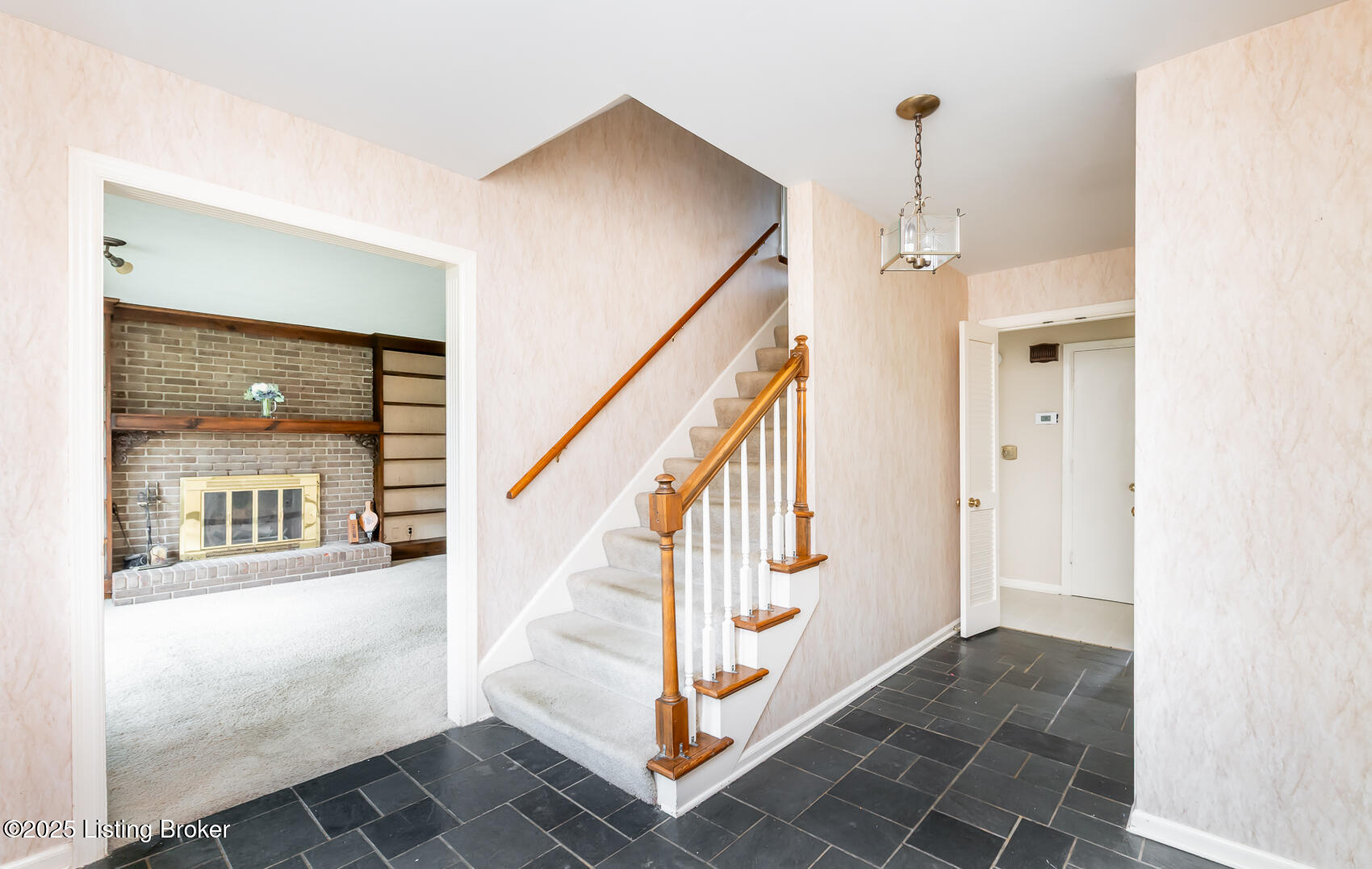 7212 Peppermill Ct, Louisville, Kentucky image 12