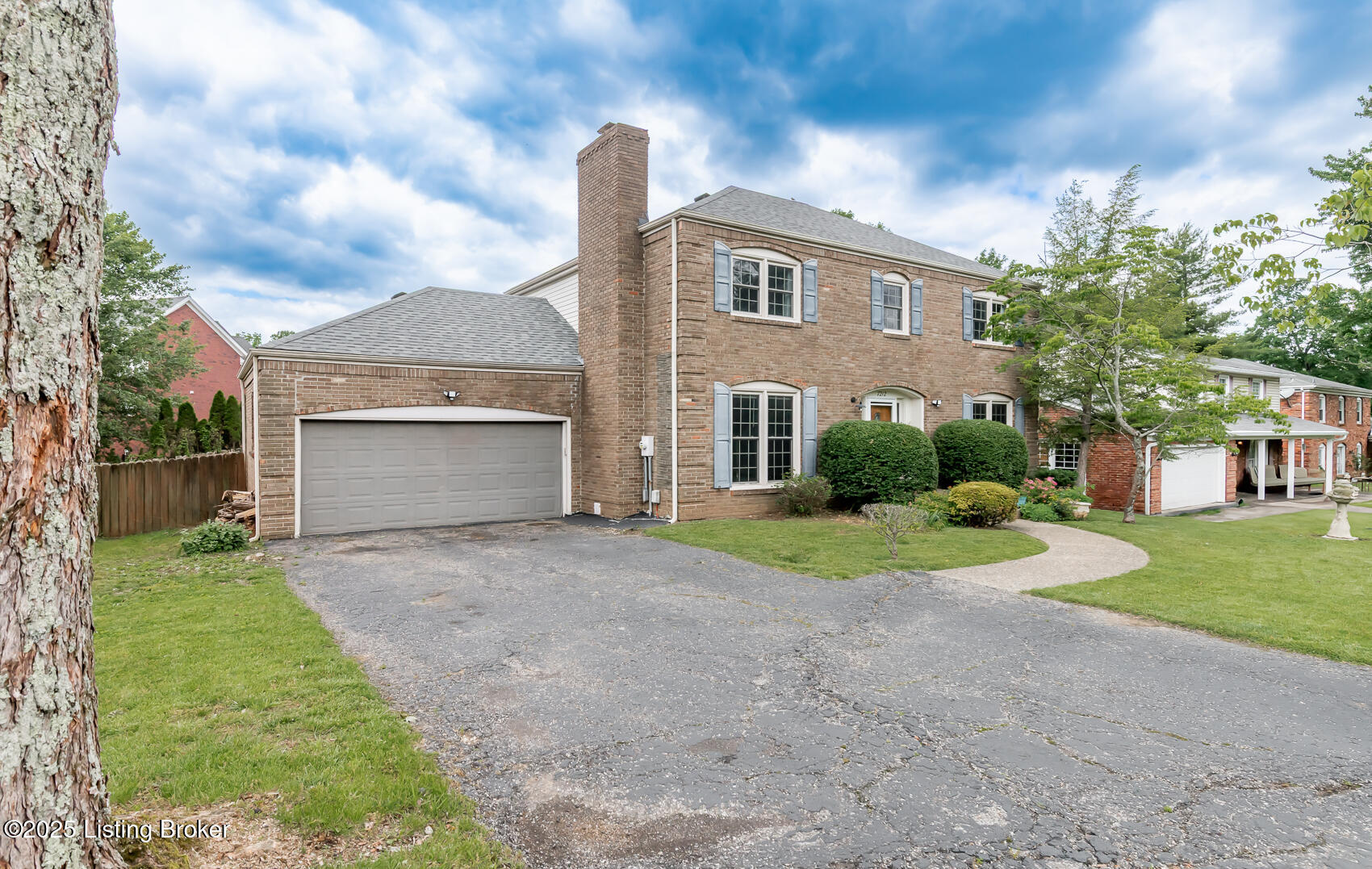 7212 Peppermill Ct, Louisville, Kentucky image 4
