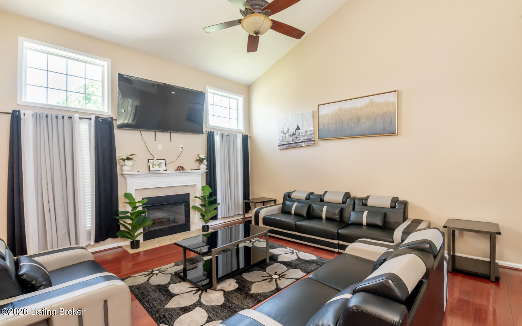 11515 Top Walnut Loop