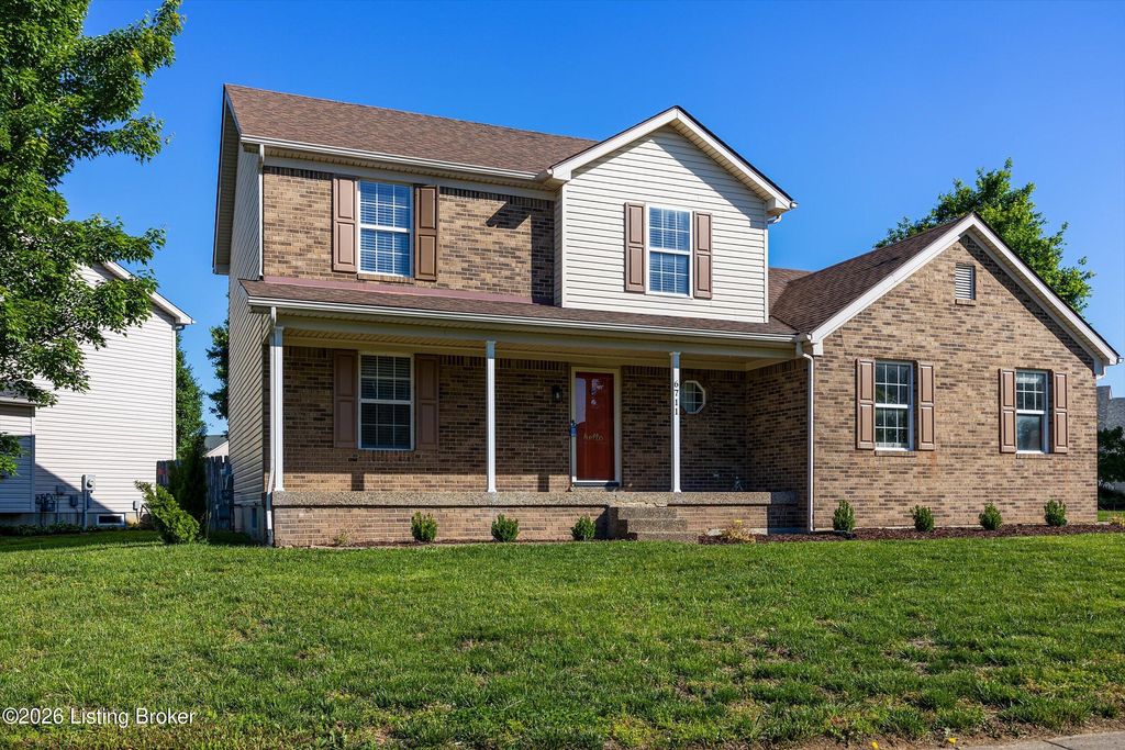 Photo of 6711 Cassidy Cir, Louisville, KY 40229 (MLS # 1717276)