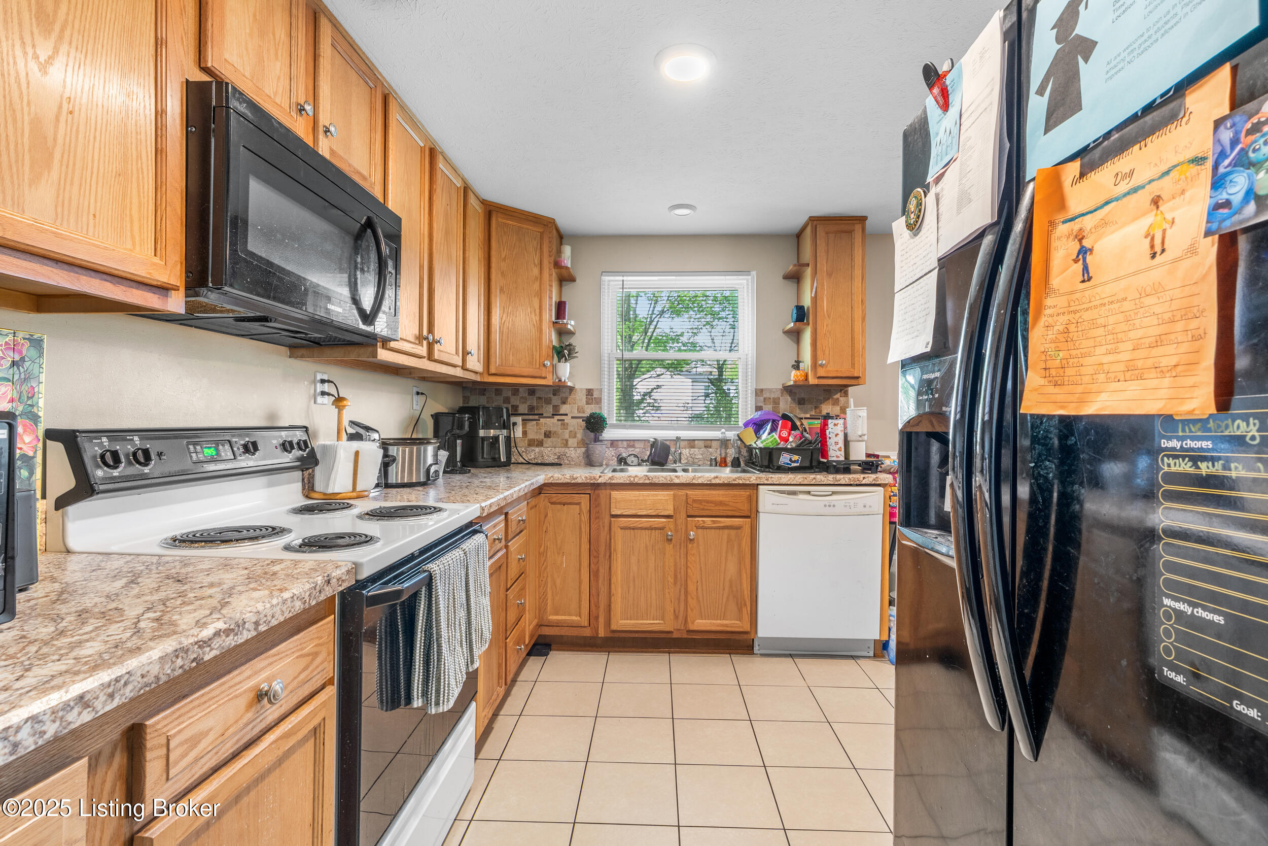 8808 Running Fox Cir, Louisville, Pennsylvania image 10