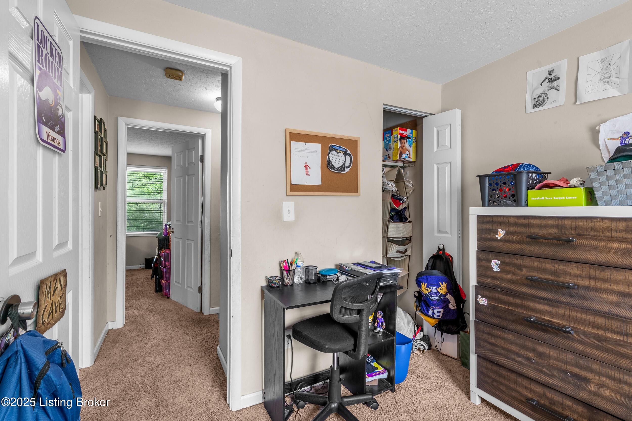 8808 Running Fox Cir, Louisville, Pennsylvania image 20