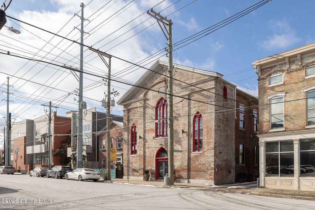 Photo of 218 &amp; 220 S Clay St, Louisville, KY 40202 (MLS # 1714001)