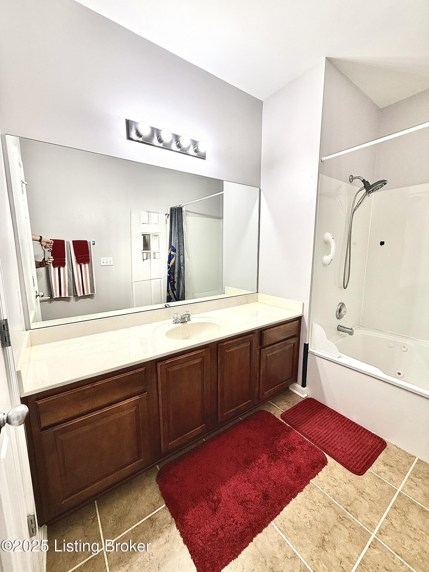 1313 Washington St #8, Shelbyville, Pennsylvania image 21