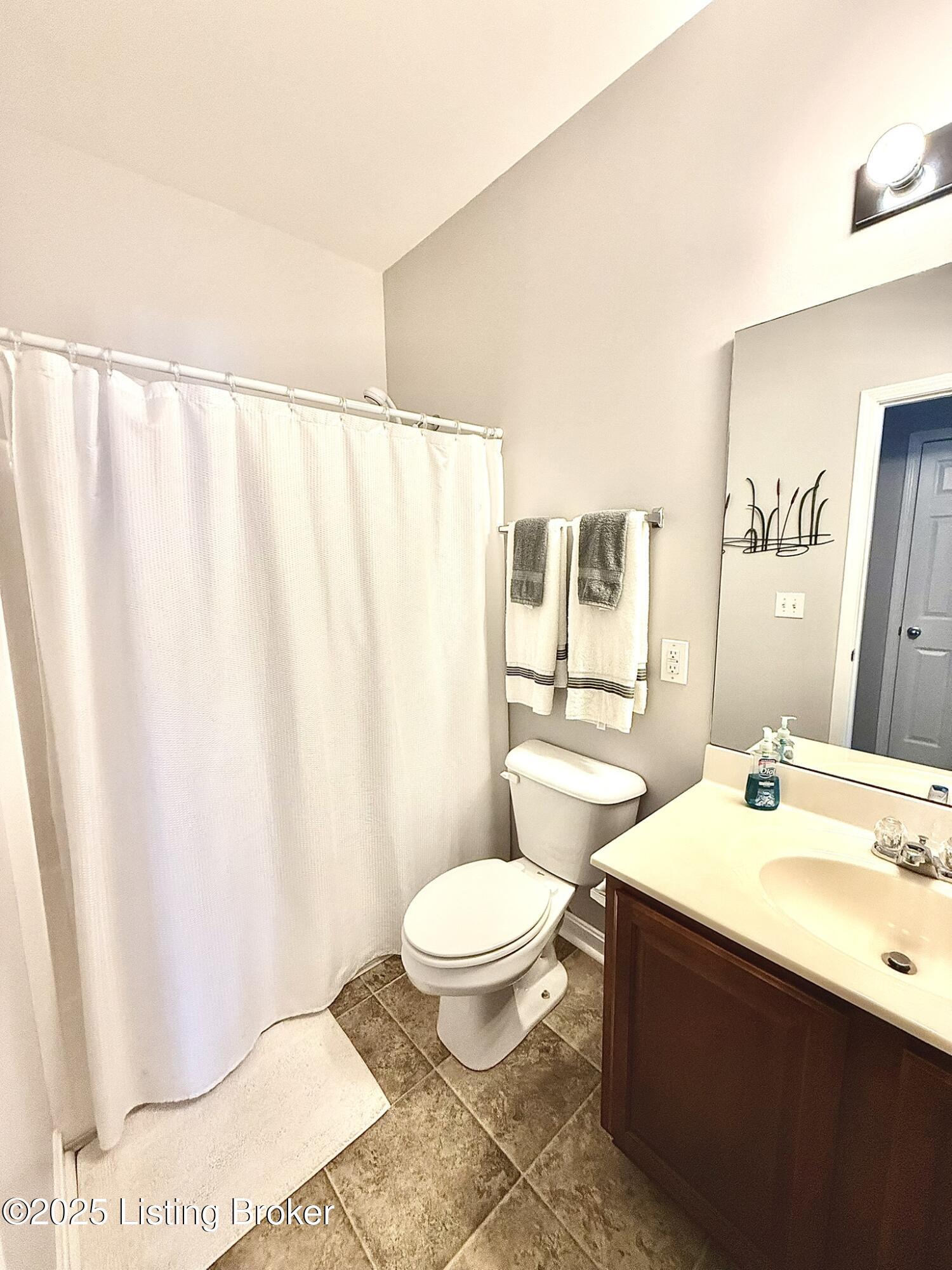 1313 Washington St #8, Shelbyville, Pennsylvania image 25