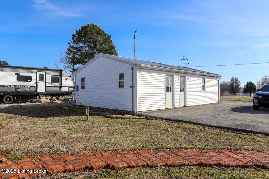13 W Butler Ln, Harned, Kentucky image 46