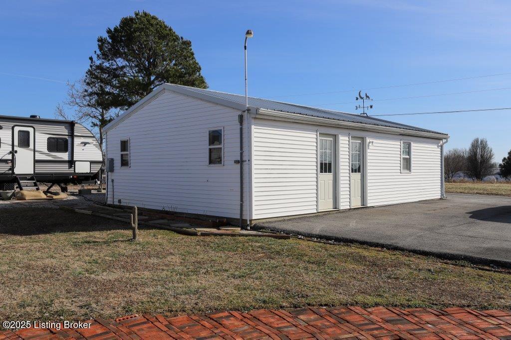 13 W Butler Ln, Harned, Kentucky image 47