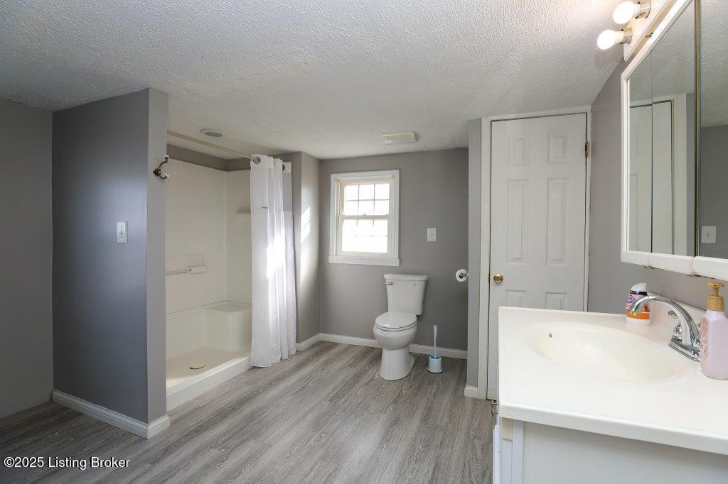 13 W Butler Ln, Harned, Kentucky image 32