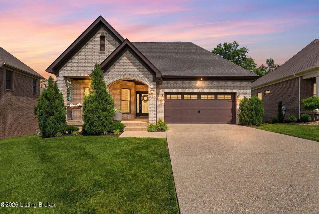 Photo of 2405 Irish Bend Ct, Fisherville, KY 40023 (MLS # 1717743)