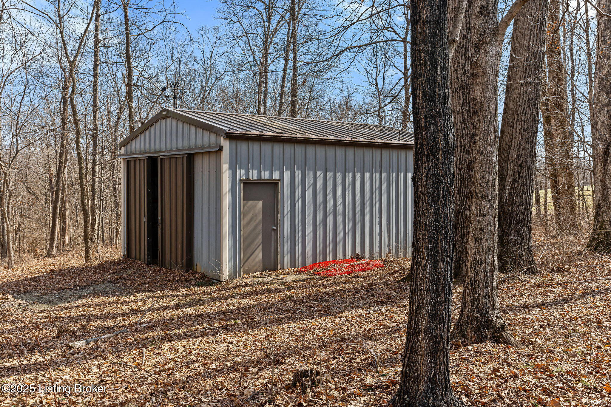 4640 Grand Dell Dr, Crestwood, Kentucky image 38