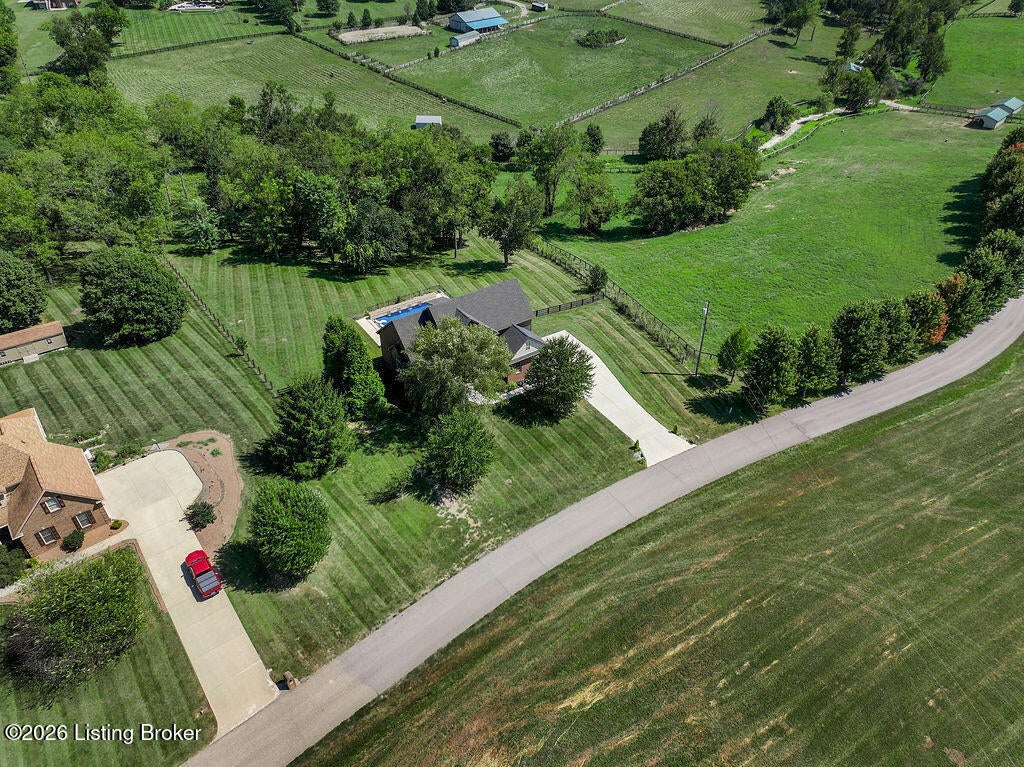 Photo of 136 Seahawk Trail, Midway, KY 40347 (MLS # 1730415)