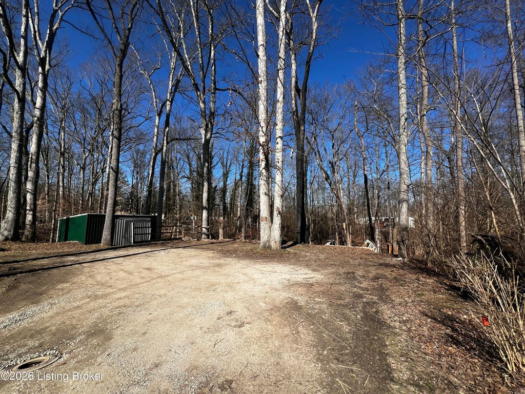 Photo of 42 Blue Jay Ln, Worthville, KY 41098 (MLS # 1709586)