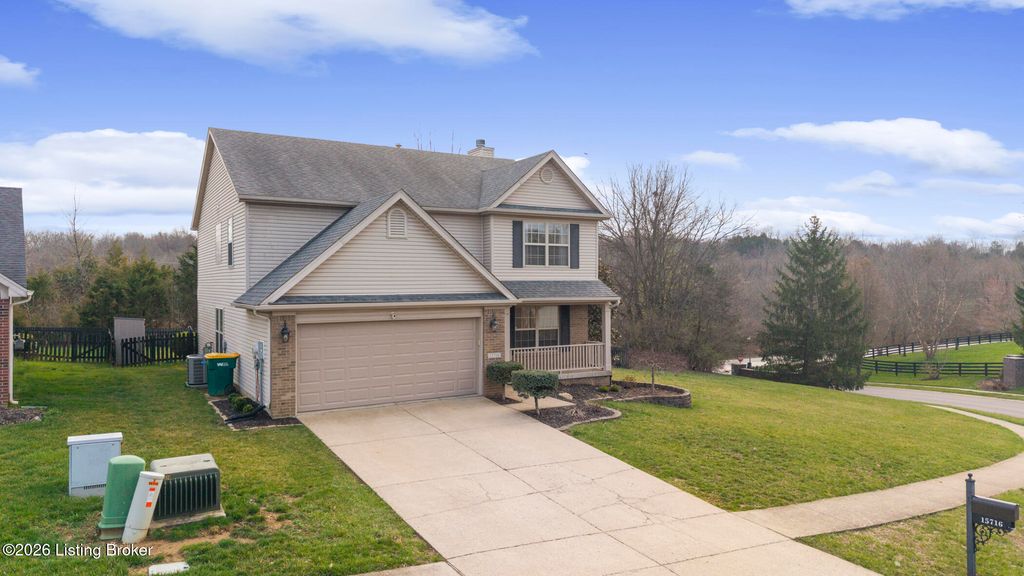 Photo of 15716 Beckley Hills Dr, Louisville, KY 40245 (MLS # 1711246)