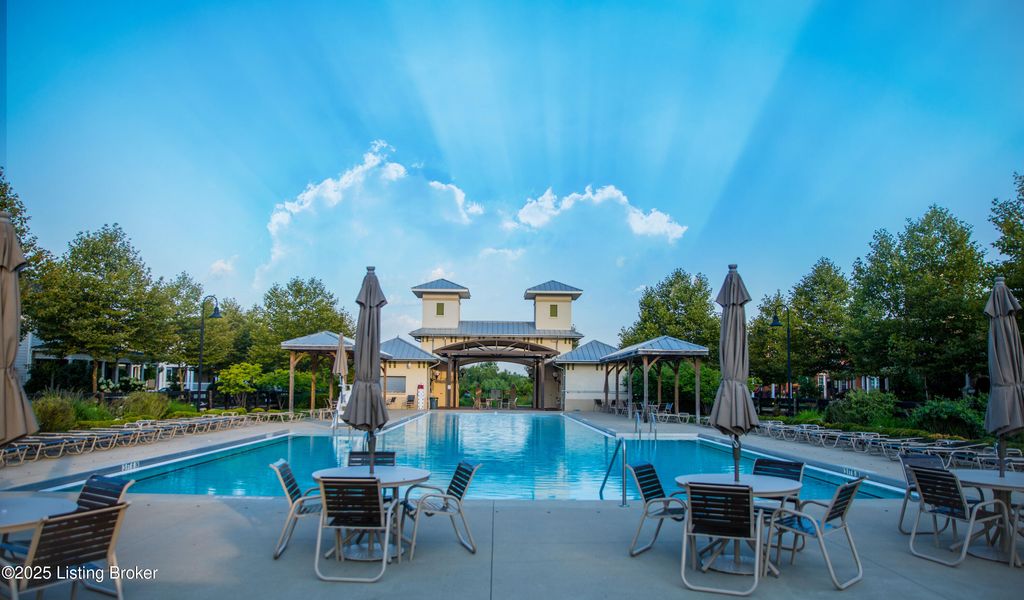 Photo of 11616 Sweetflag Cir, Prospect, KY 40059 (MLS # 1691909)