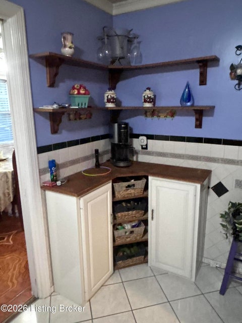 Tiny photo for 1309 Carol Jean Ct, Louisville, KY 40215 (MLS # 1728993)