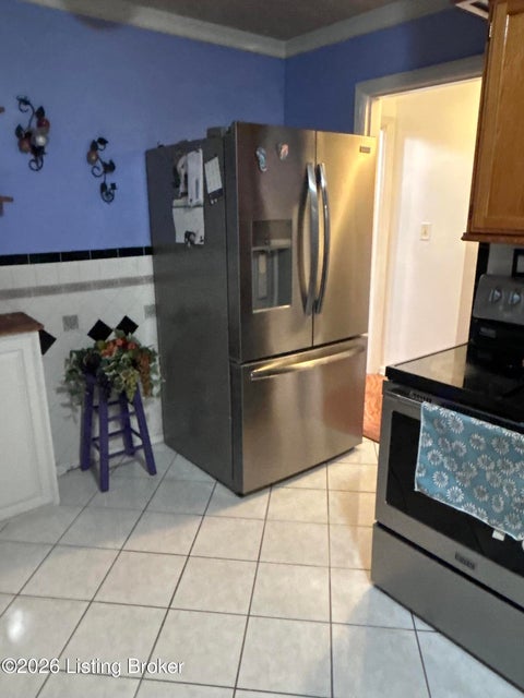 Tiny photo for 1309 Carol Jean Ct, Louisville, KY 40215 (MLS # 1728993)