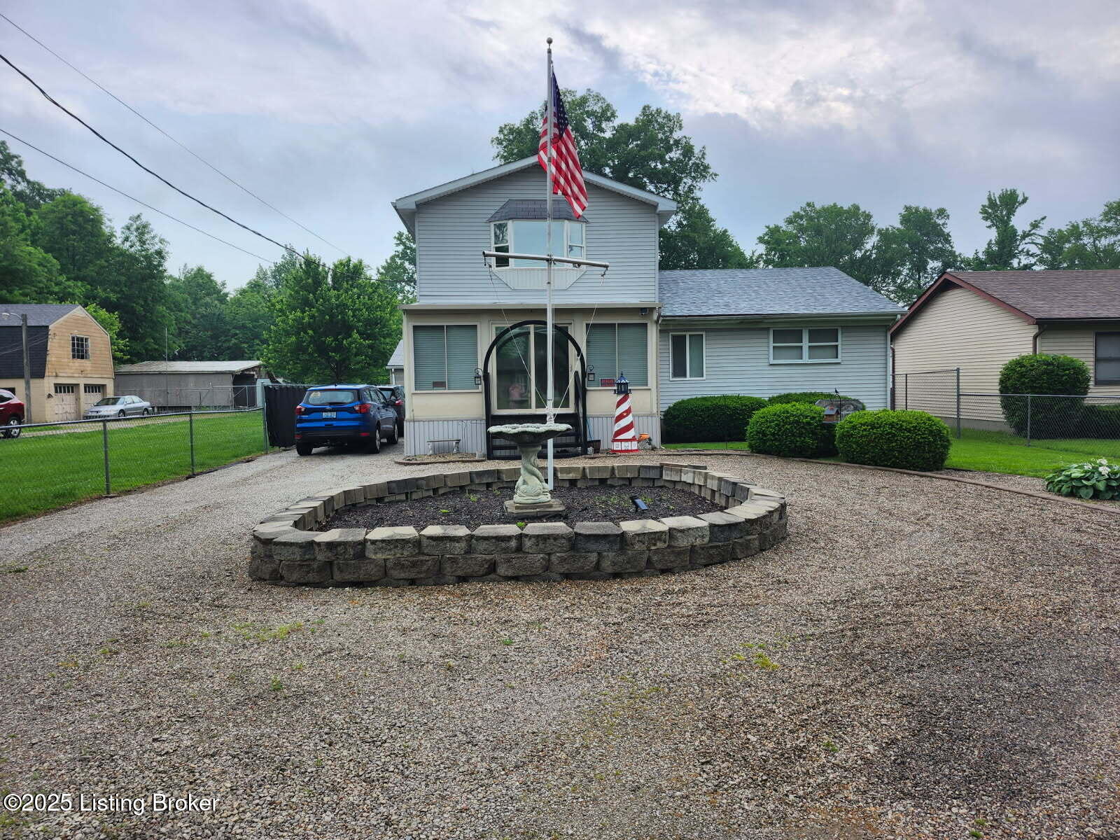 1261 Lipps Ln, Louisville, Pennsylvania image 1