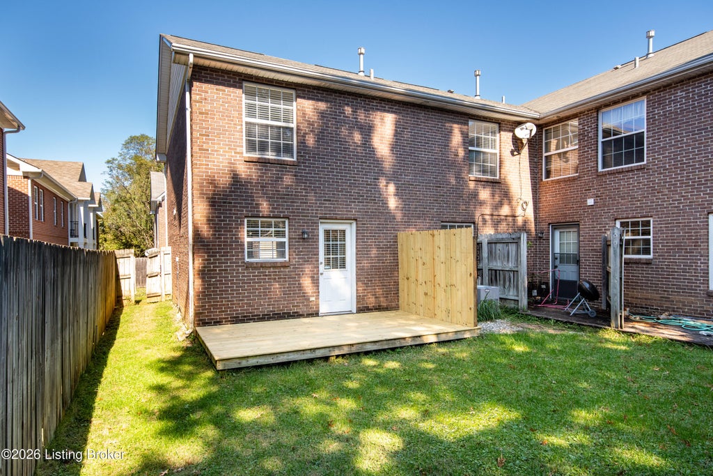 Photo of 4521 Meadow Lark Manor Ln #7, Louisville, KY 40245 (MLS # 1732422)