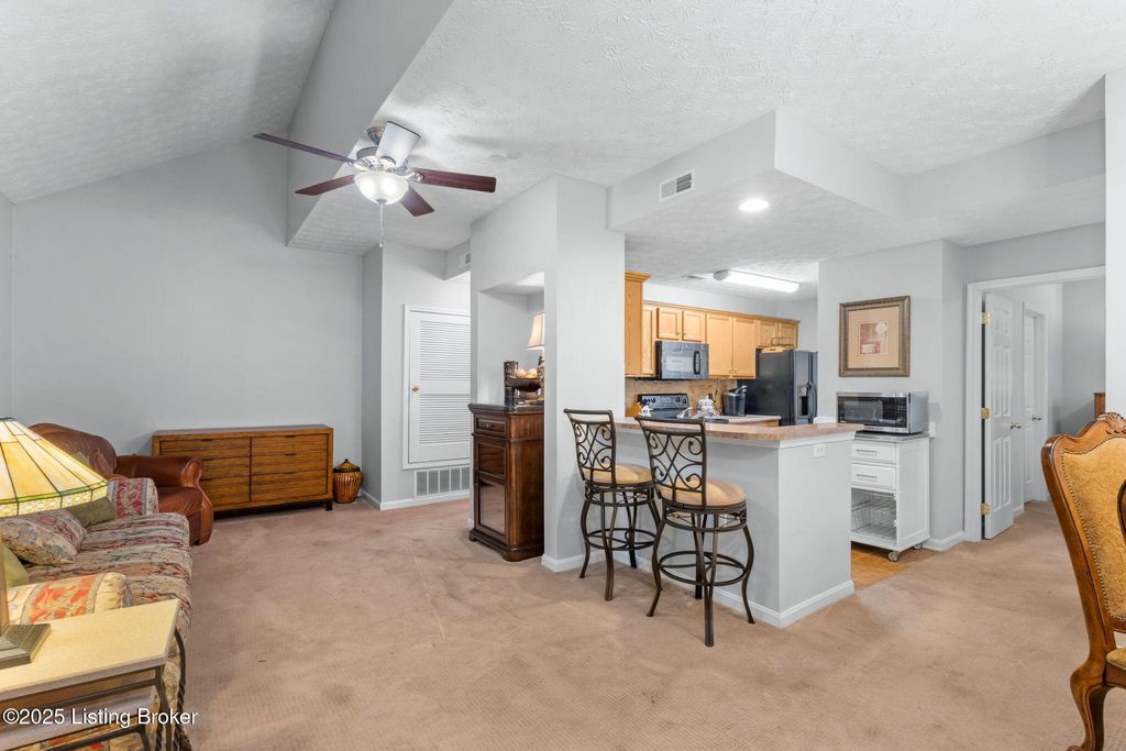 Photo of 13305 Prospect Glen Way, Prospect, KY 40059 (MLS # 1702527)