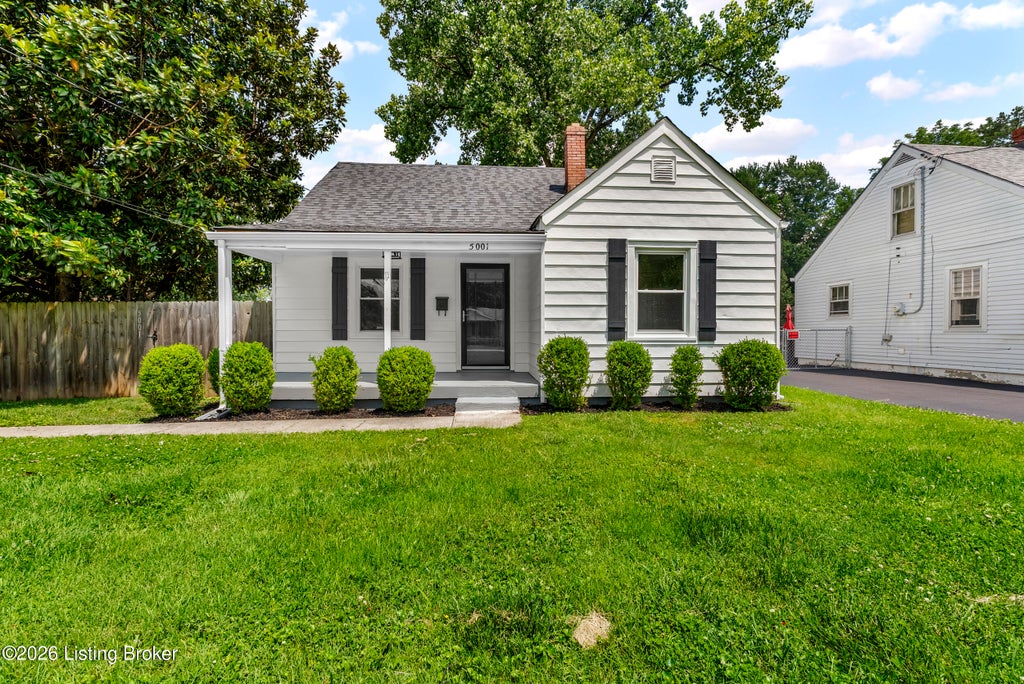 Photo of 5001 Graston Ave, Louisville, KY 40216 (MLS # 1722219)