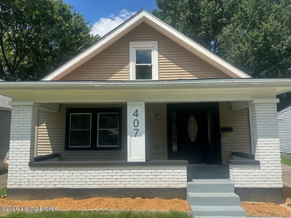 Photo of 407 Freeman Ave, Louisville, KY 40214 (MLS # 1724714)