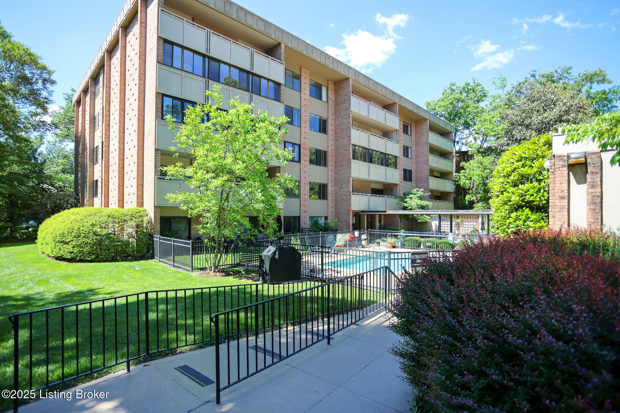 1611 Spring Dr #5C, Louisville, Kentucky image 32