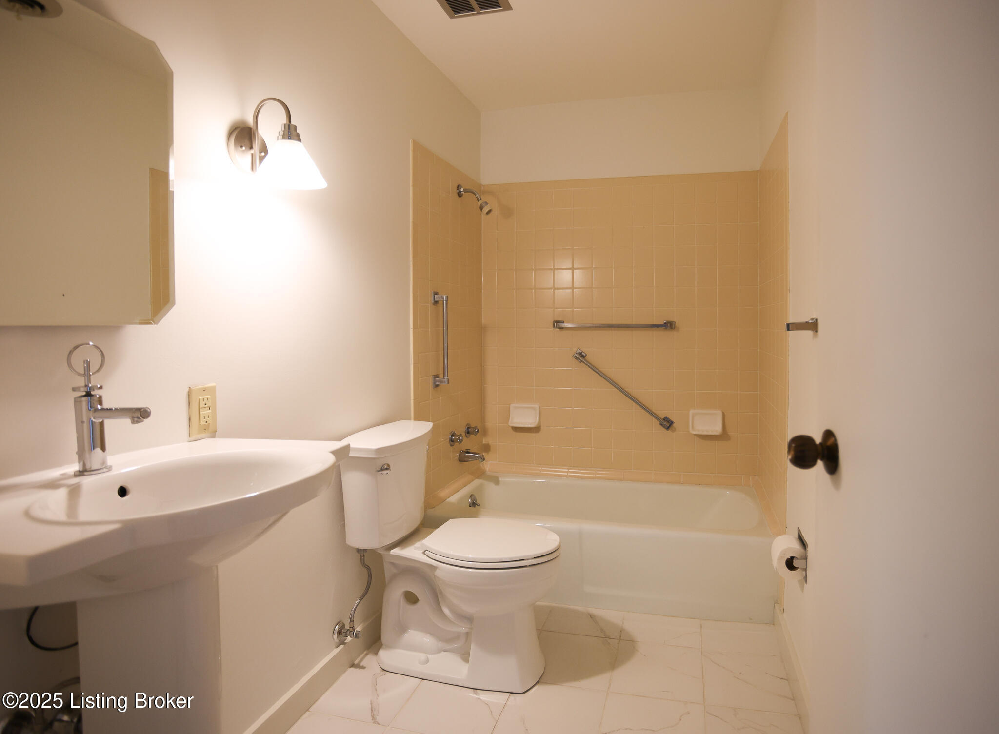 1611 Spring Dr #5C, Louisville, Kentucky image 15
