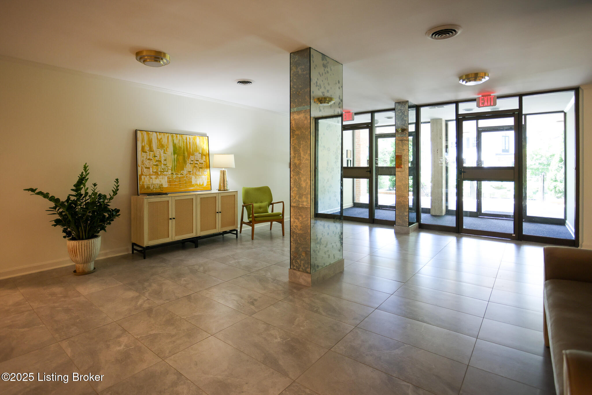 1611 Spring Dr #5C, Louisville, Kentucky image 4