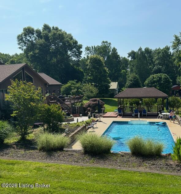 Louisville, Kentucky, 40214, United States, 4 Bedrooms Bedrooms, ,3 BathroomsBathrooms,Residential,Active,2044162