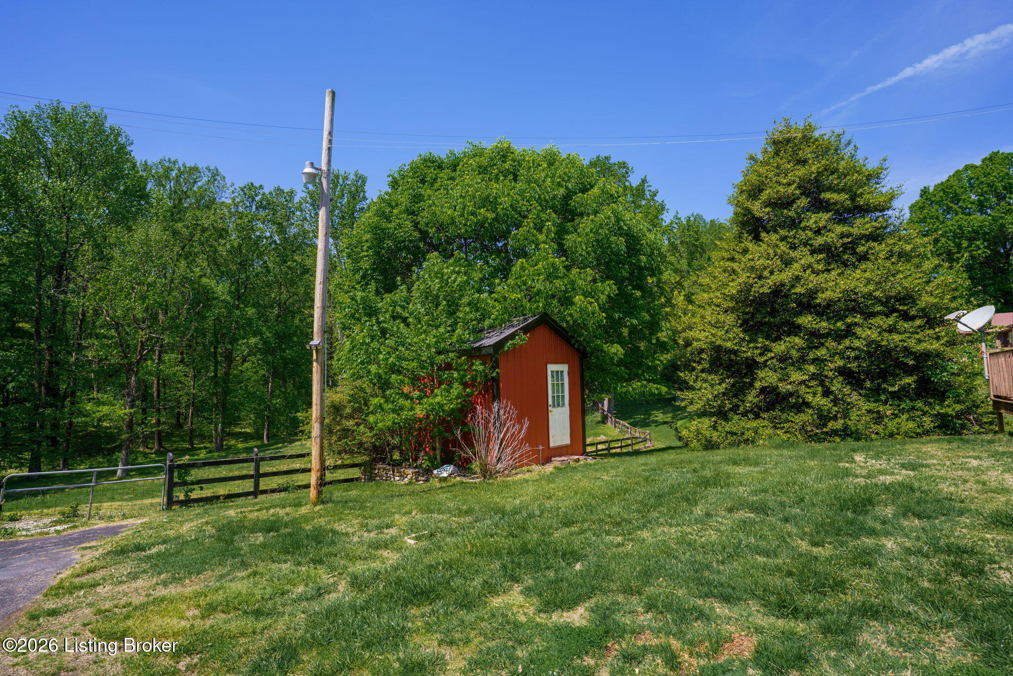 Louisville, Kentucky, 40214, United States, 4 Bedrooms Bedrooms, ,3 BathroomsBathrooms,Residential,Active,2044162