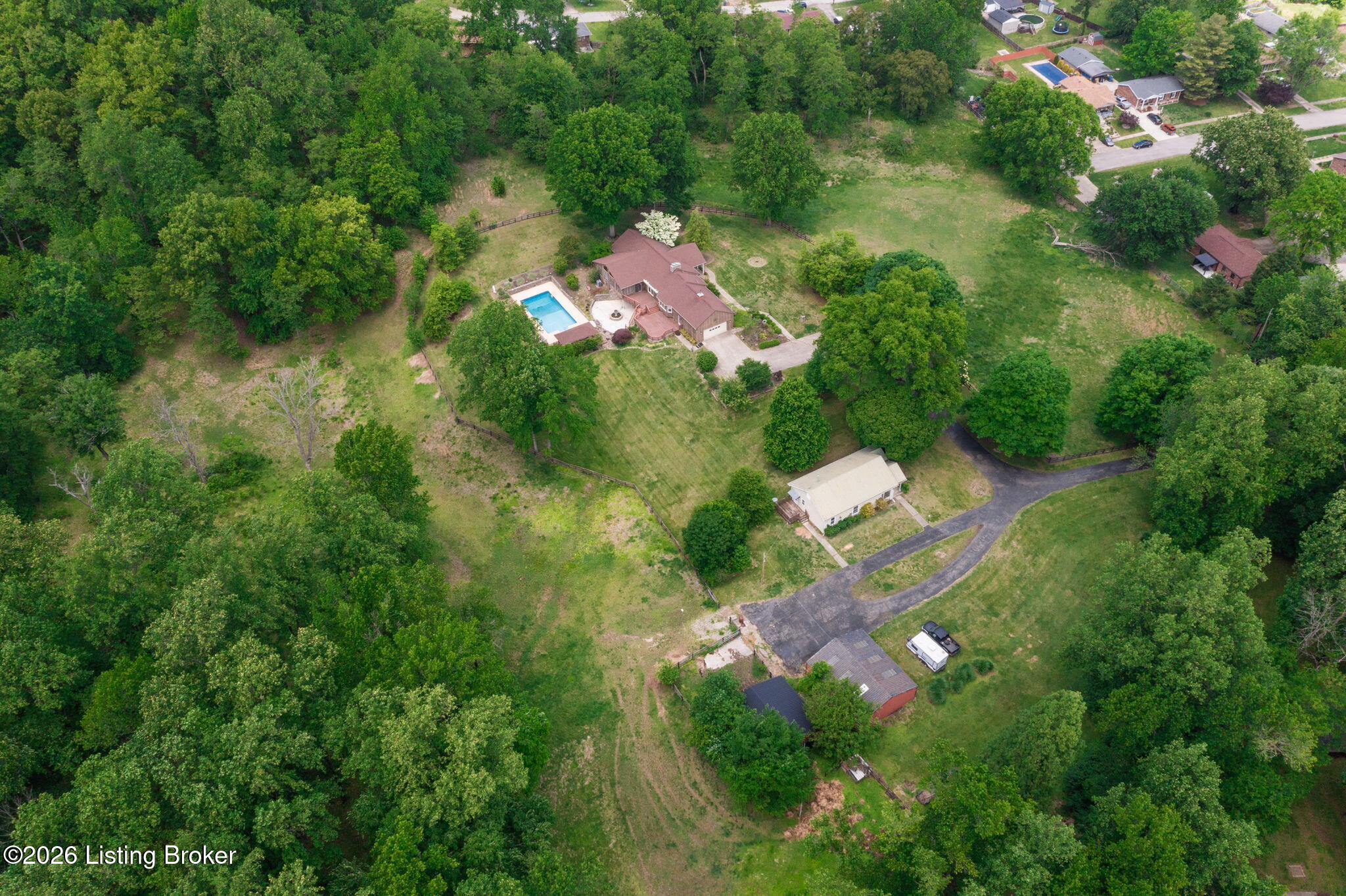 Louisville, Kentucky, 40214, United States, 4 Bedrooms Bedrooms, ,3 BathroomsBathrooms,Residential,Active,2044162
