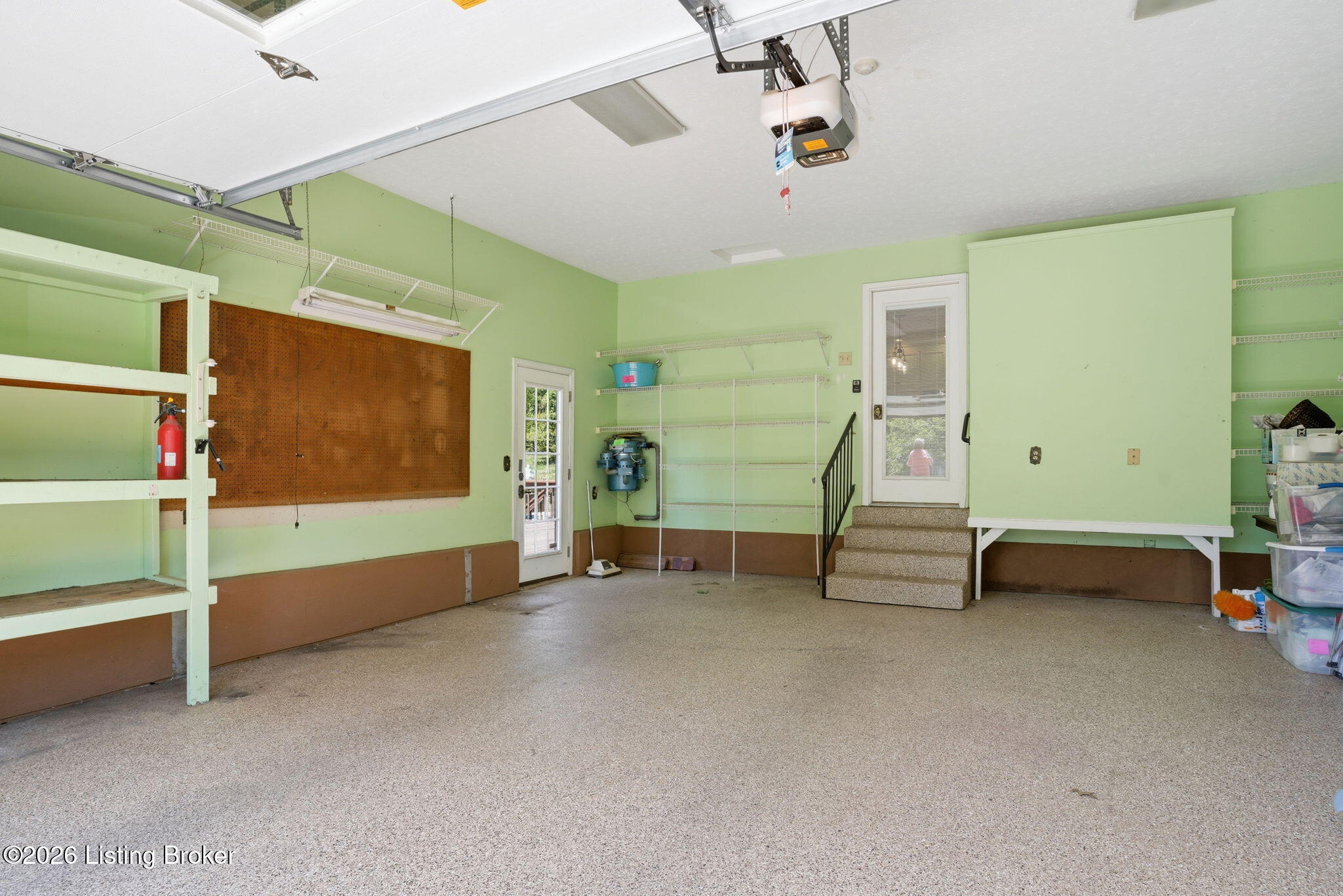Louisville, Kentucky, 40214, United States, 4 Bedrooms Bedrooms, ,3 BathroomsBathrooms,Residential,Active,2044162