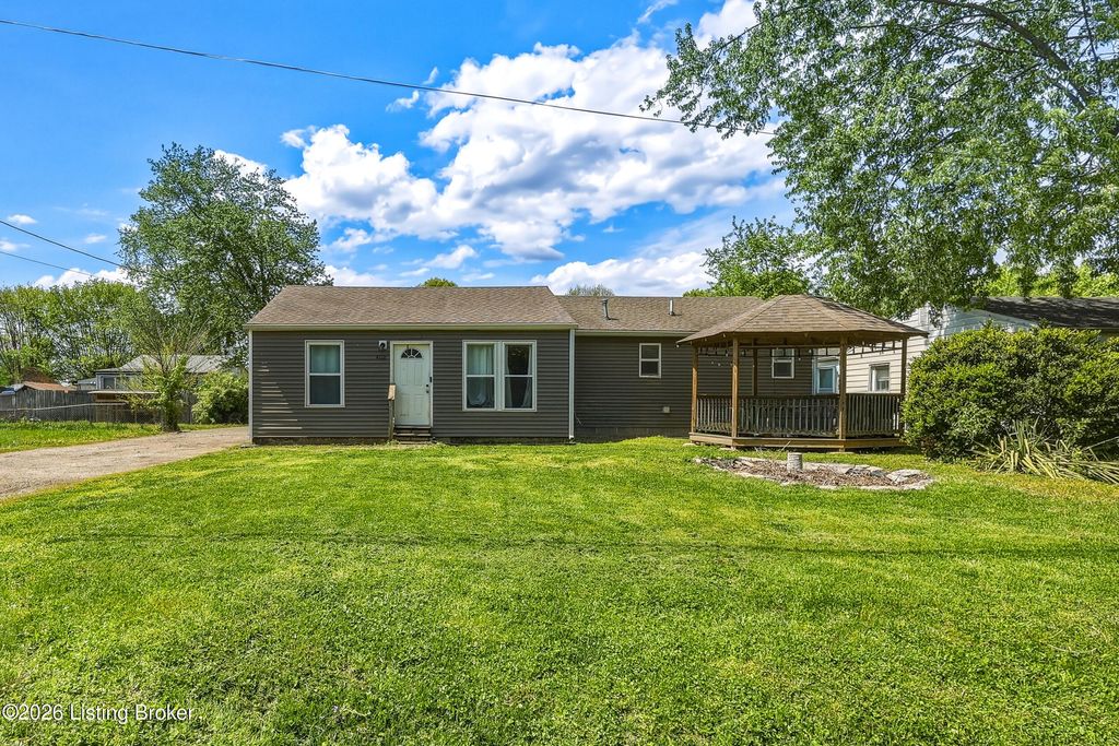 Photo of 4110 Riedley Rd, Louisville, KY 40216 (MLS # 1714188)