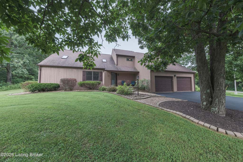 Photo of 1101 Valley Rd, Hardinsburg, KY 40143 (MLS # 1725055)