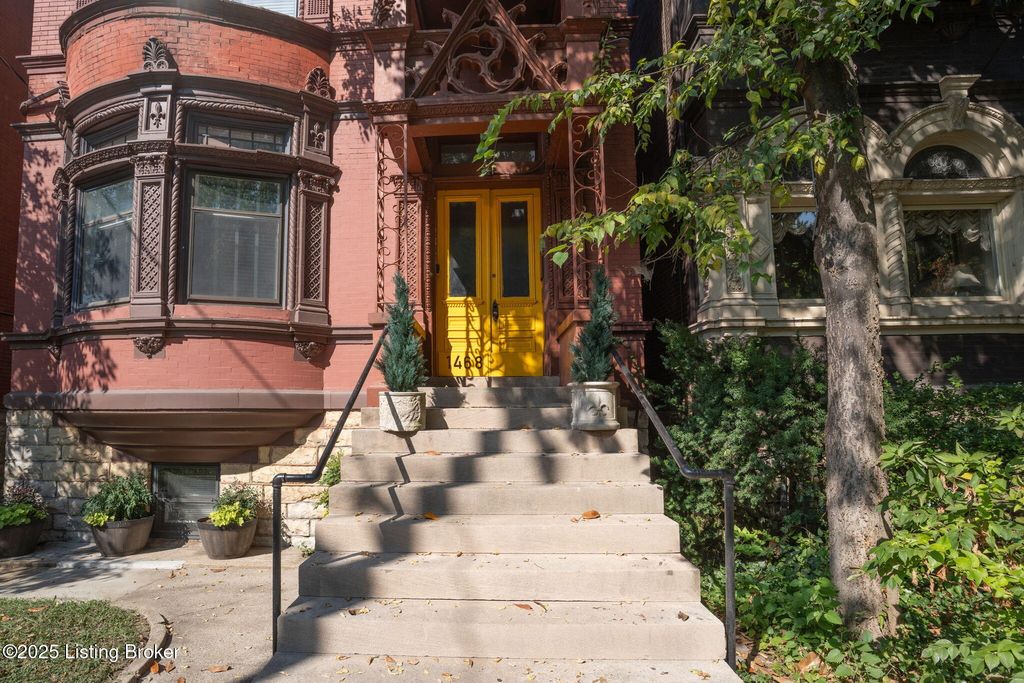 Photo of 1468 S 4th St, Louisville, KY 40208 (MLS # 1705896)