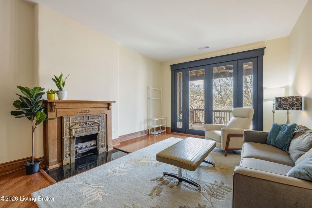 Photo of 129 E Ormsby Ave, Louisville, KY 40203 (MLS # 1715808)