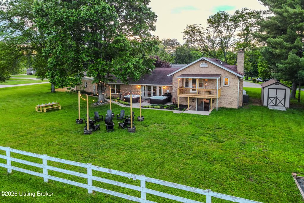 Photo of 6 Justice Ln, Frankfort, KY 40601 (MLS # 1709345)