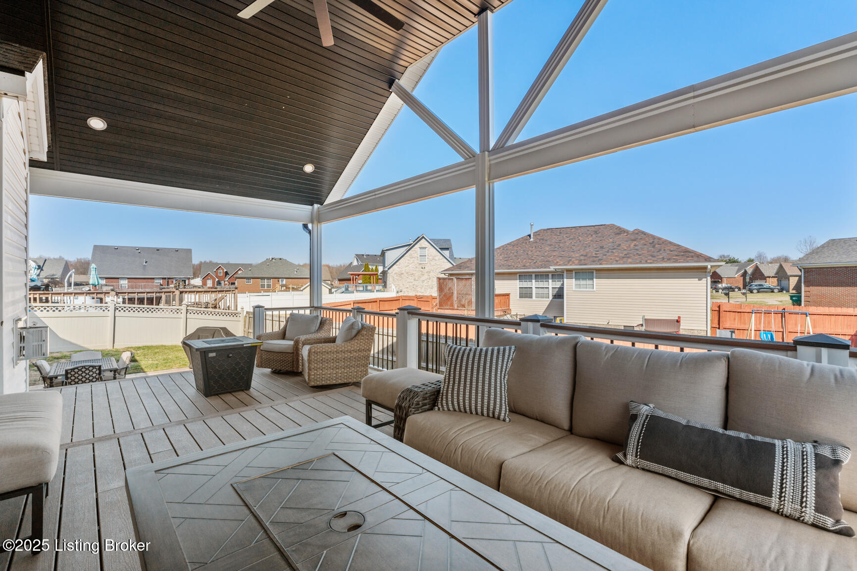 250 Bentwood Dr, Shepherdsville, Kentucky image 26