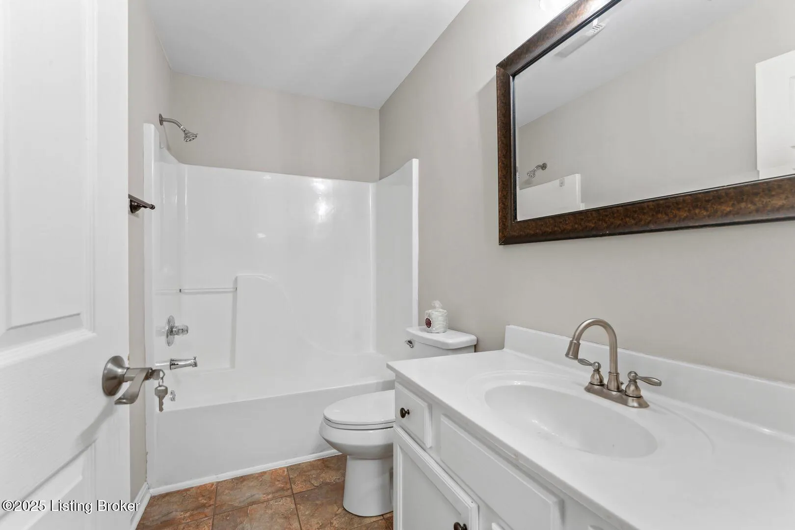 Louisville, Kentucky 40245, United States, 2 Bedrooms Bedrooms, ,1 BathroomBathrooms,Residential,Active,1563