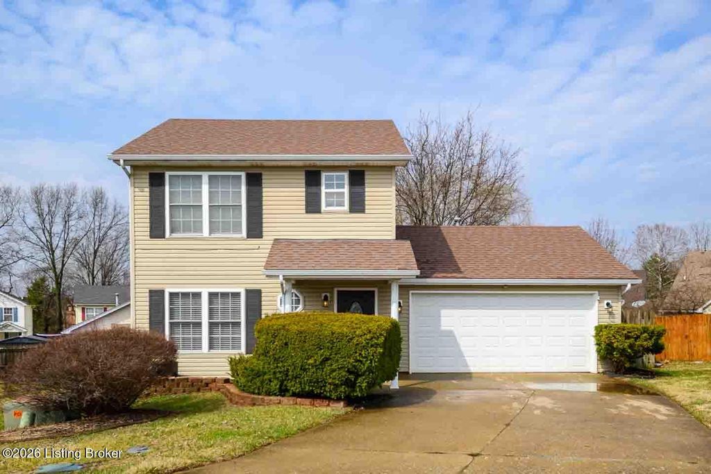 Photo of 5800 S Lake Erie Dr, Louisville, KY 40291 (MLS # 1710798)